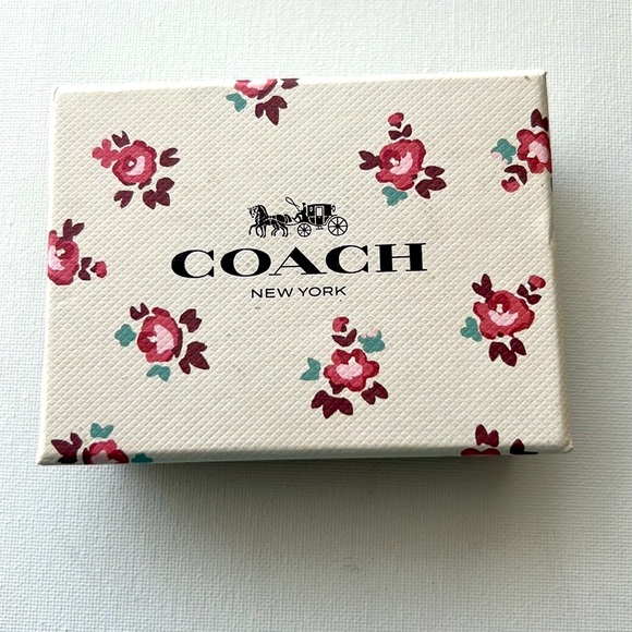 Coach Cell Phone Phone Pocket - Floral - Picture 2 of 3